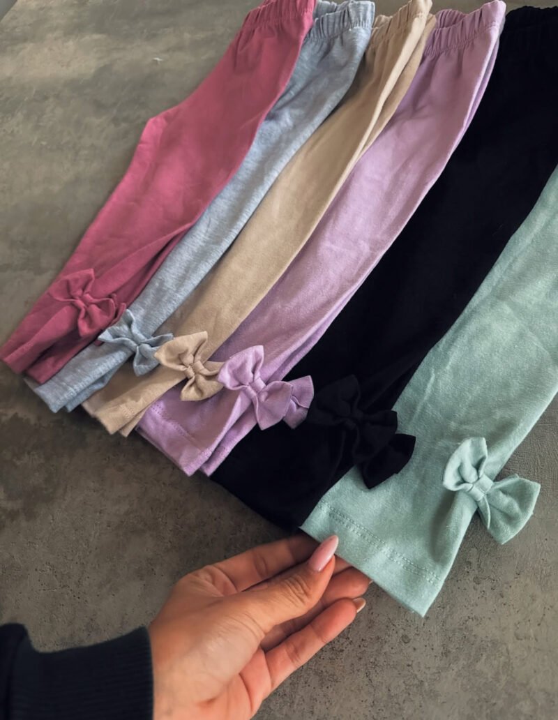 Calzas de algodón con moño