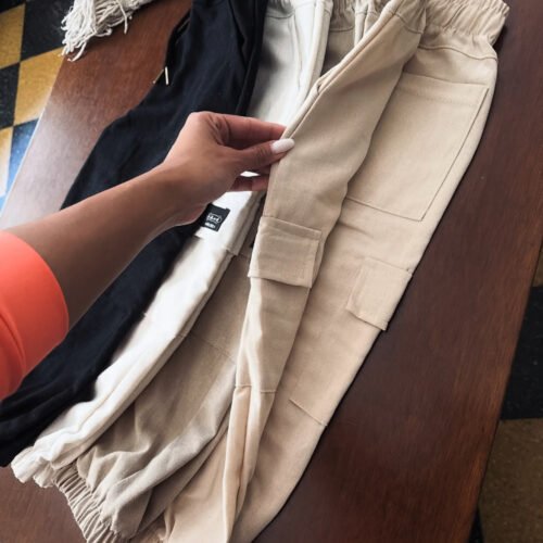 Jogger cargo de lino