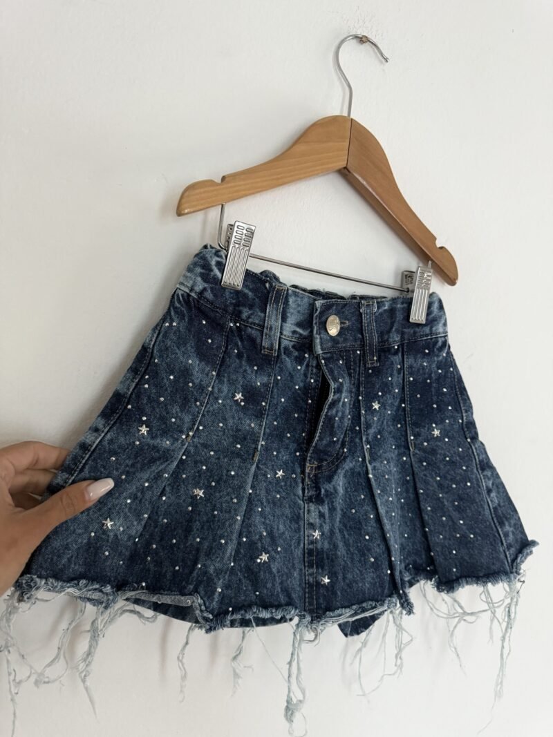 Short pollera tableada con strass