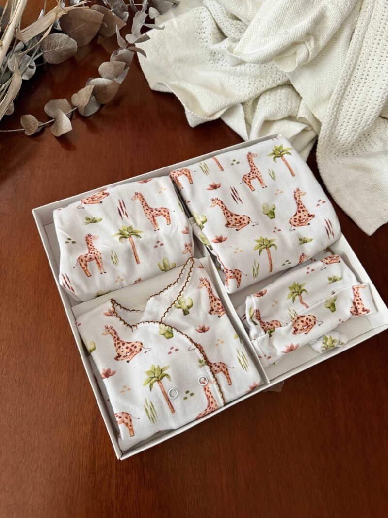 Ajuar 100% algodón jirafa
