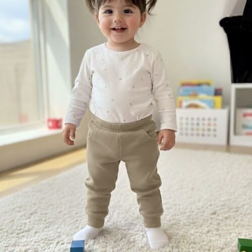 Jogging de algodón frisado beba