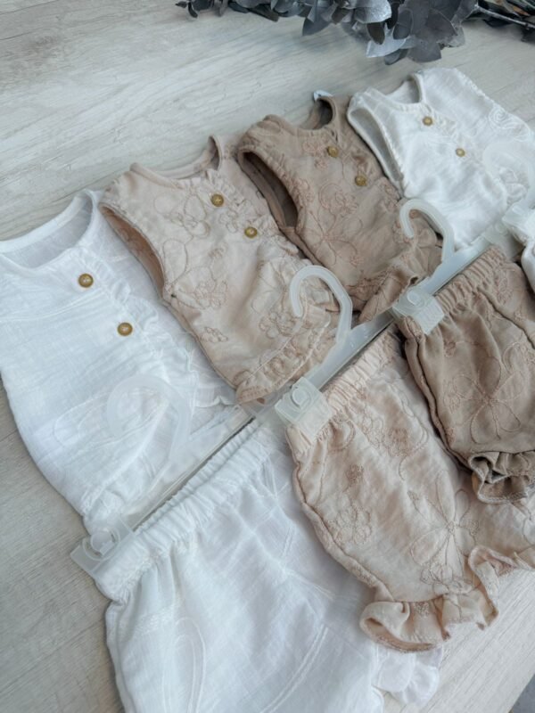 Conjunto bordado IMPORTADO