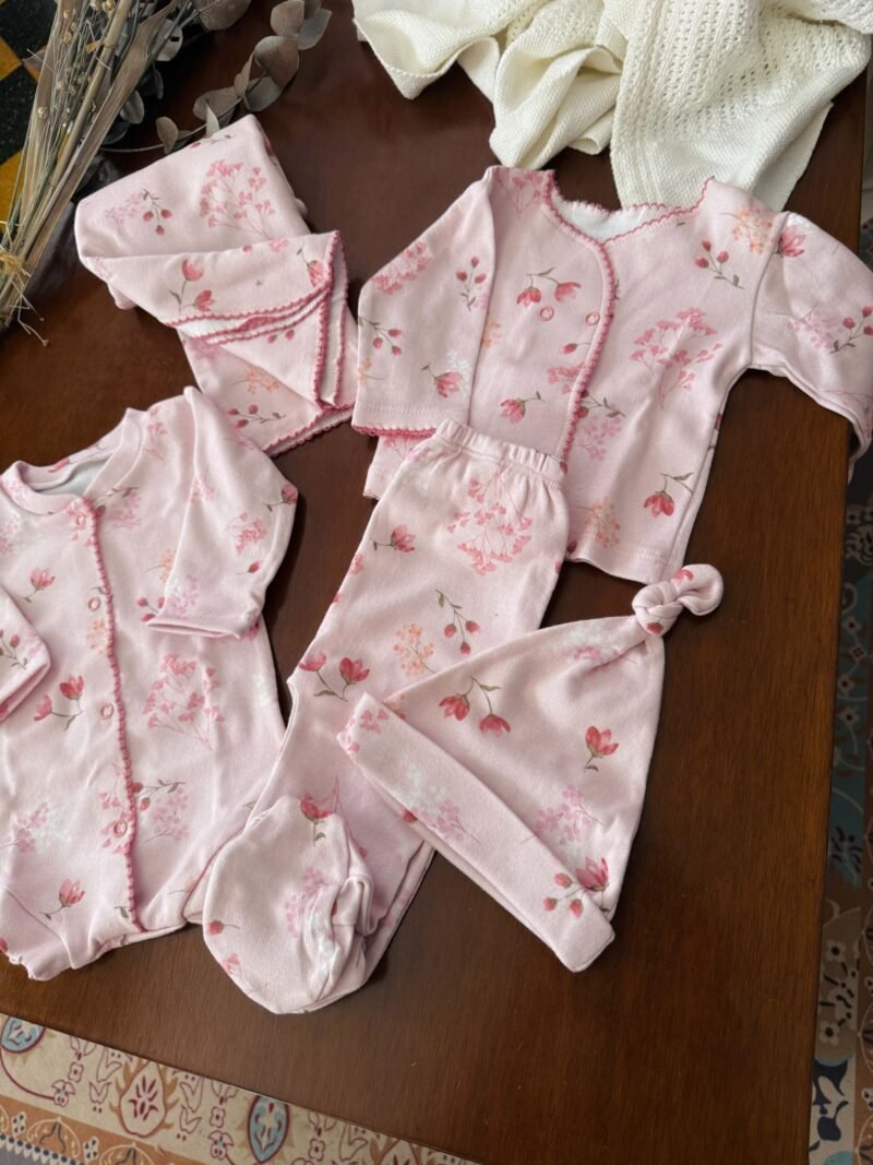 Ajuar 100% algodón floreado