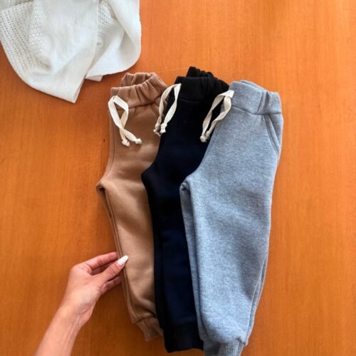 Jogging de algodón frisado bebe varón