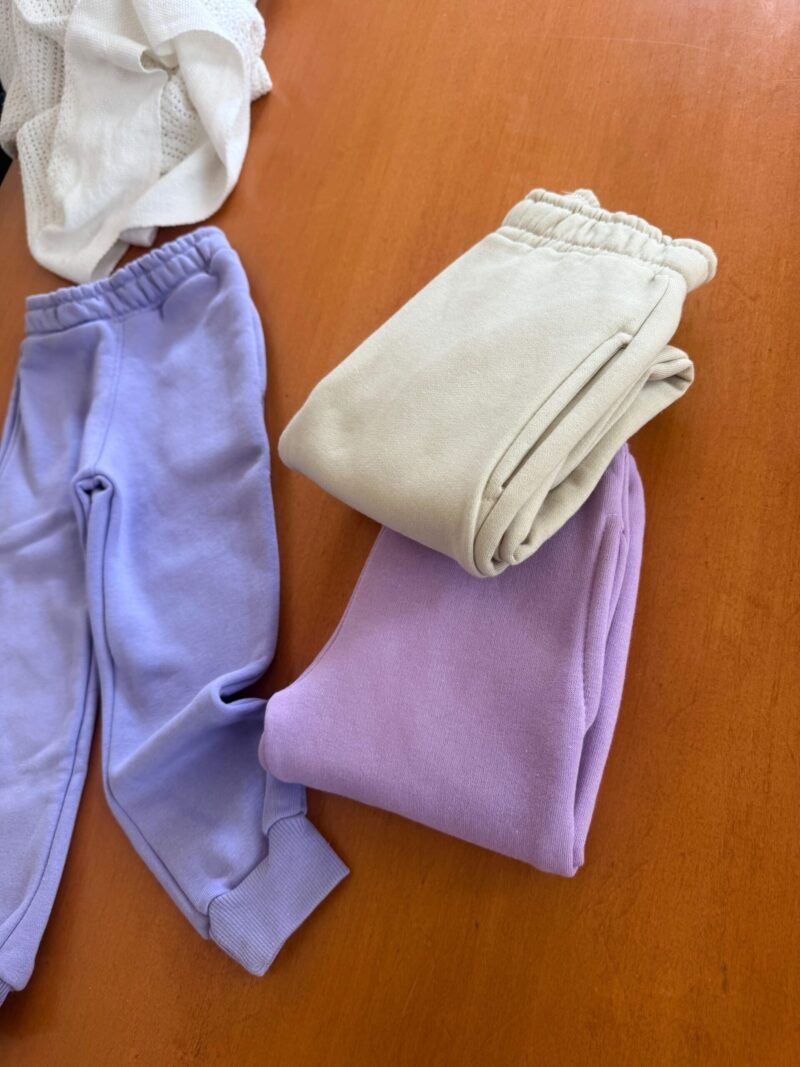 Jogging de algodón frisado beba