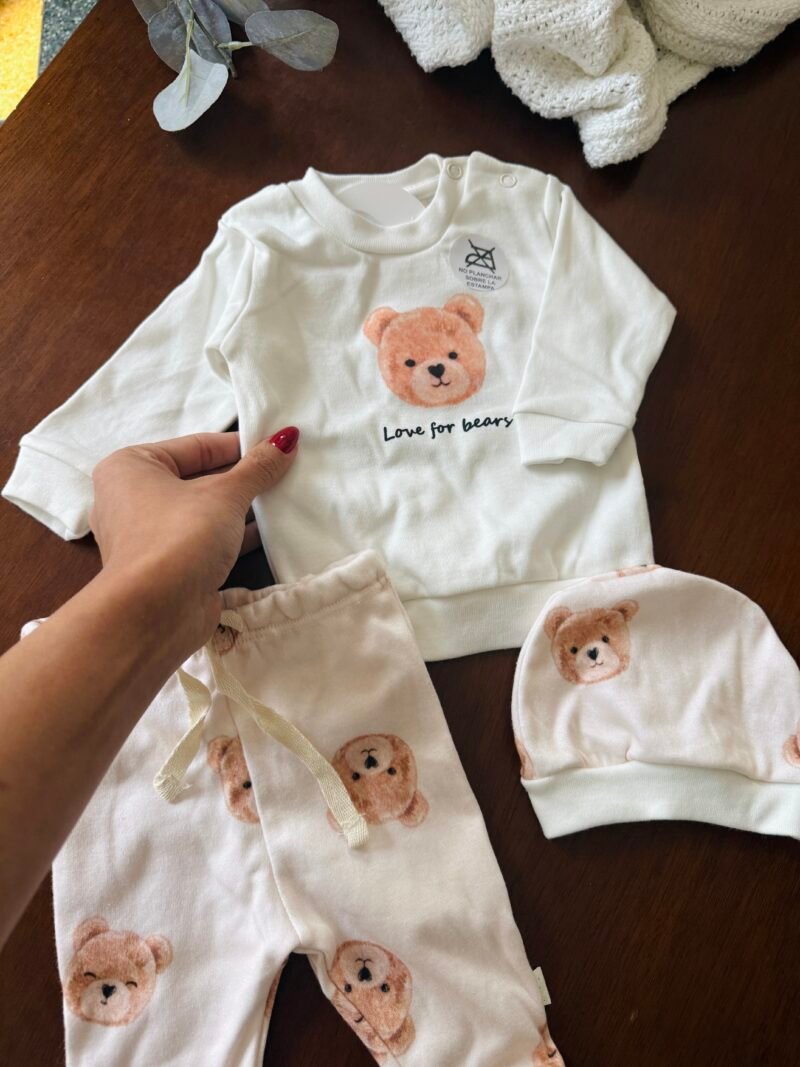 Conjunto Buzo + Pantalón + Gorro