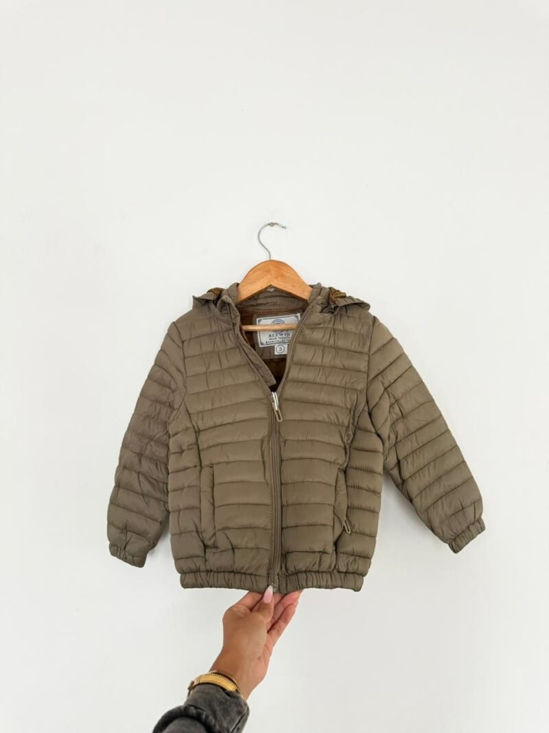 CAMPERA IMPERMEABLE IMPORTADA