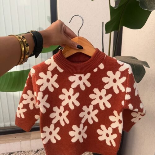 SWEATER IMPORTADO FLOR CUELLO REDONDO