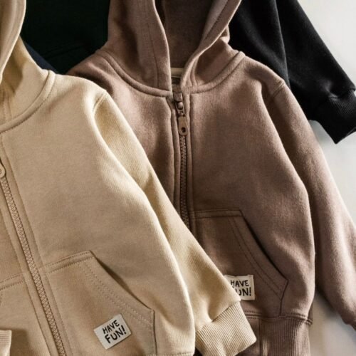 CAMPERA FRISADA PREMIUM CON CAPUCHA