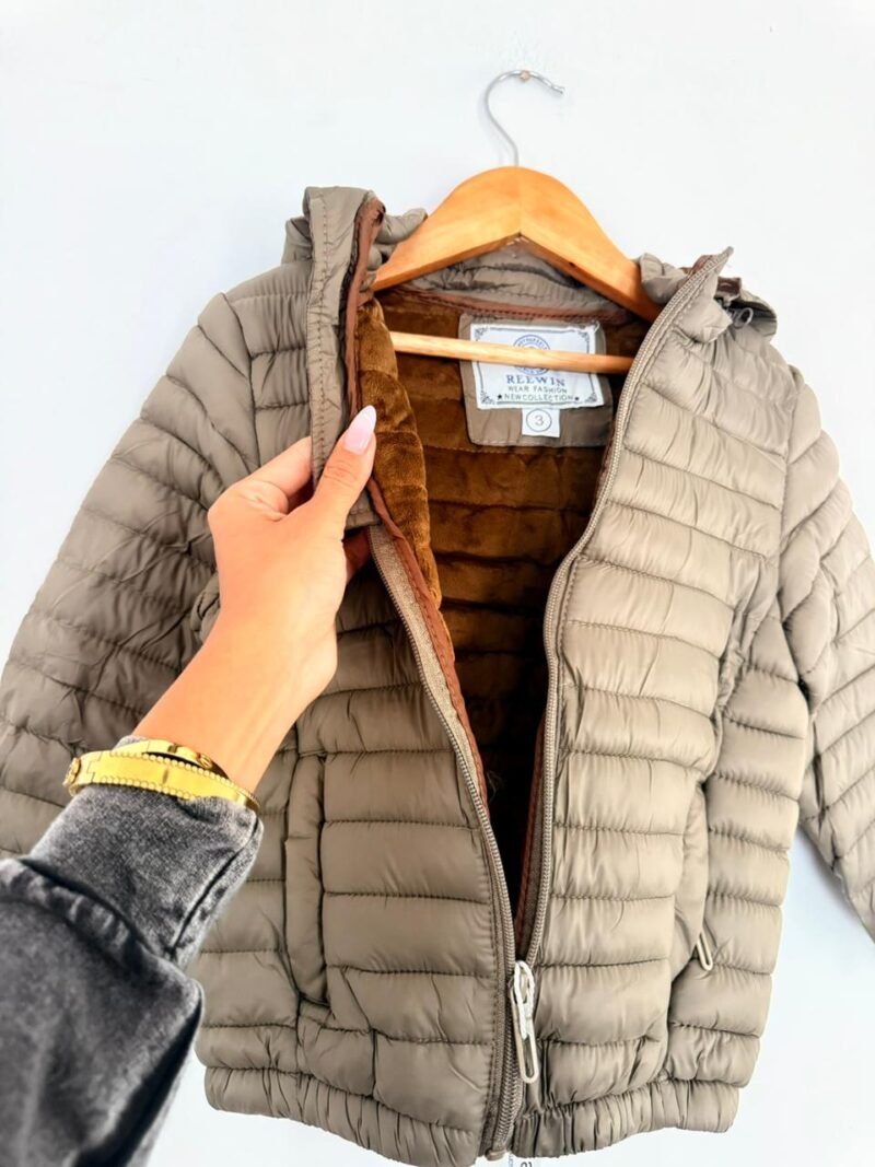 CAMPERA IMPERMEABLE IMPORTADA