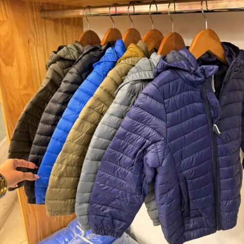CAMPERA IMPERMEABLE IMPORTADA