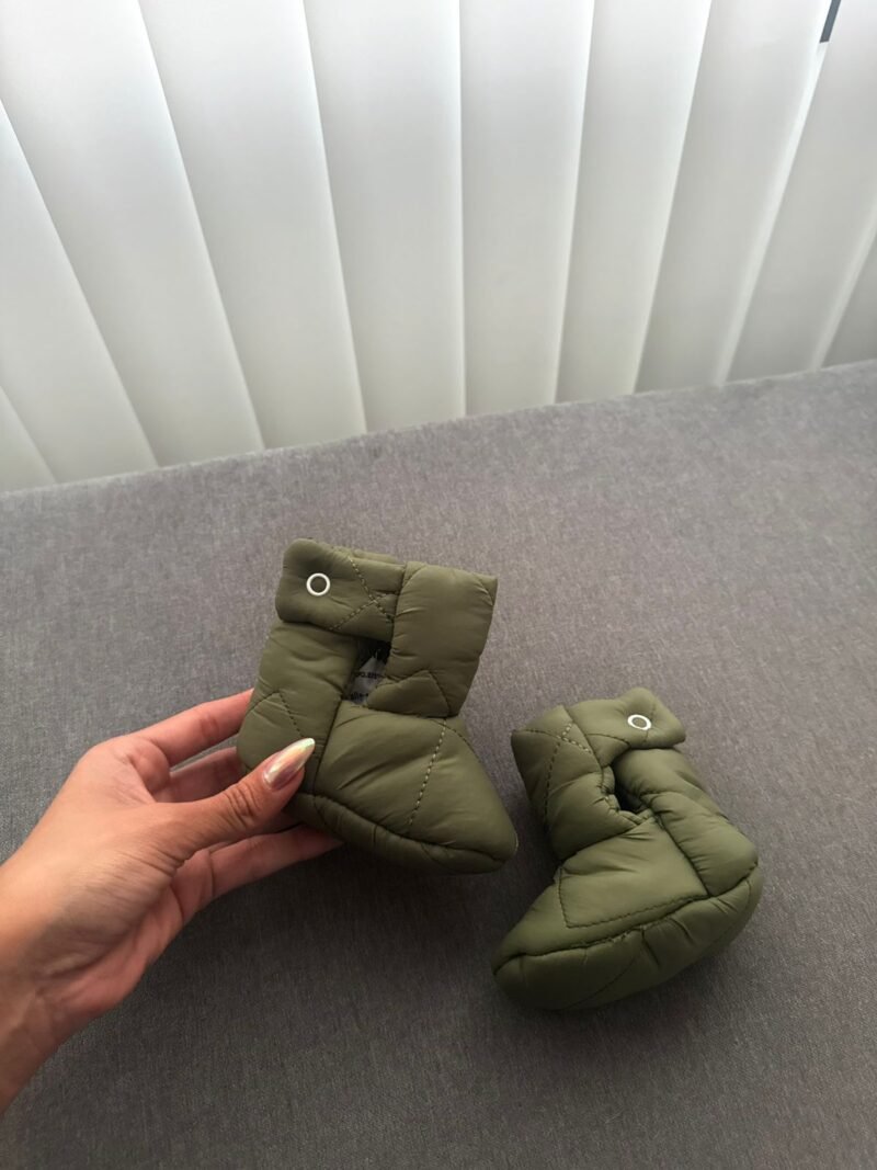 BOTAS IMPERMEABLES CON CORDERITO POR DENTRO
