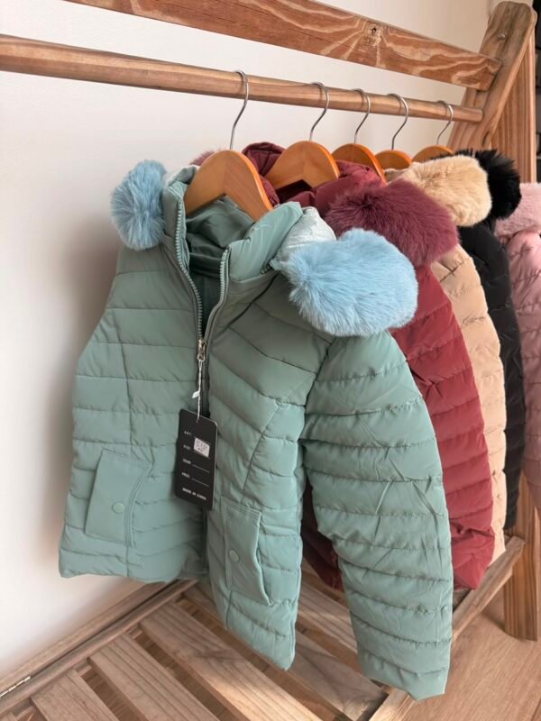 WhatsApp Image 2026-07-18 at 6.55.14 PM CAMPERA IMPORTADA PLUMA Y PIEL