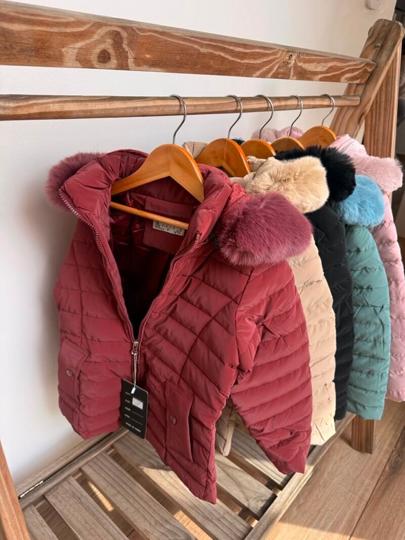 WhatsApp Image 2026-07-18 at 6.55.16 PM (1) CAMPERA IMPORTADA PLUMA Y PIEL