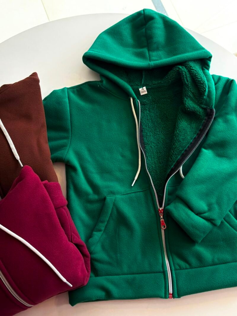 WhatsApp Image 2026-08-26 at 4.02.56 PM CAMPERA DE ALGODON CON CORDERITO